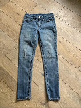 Seven7 Women's Faded Blue Skinny Jeans